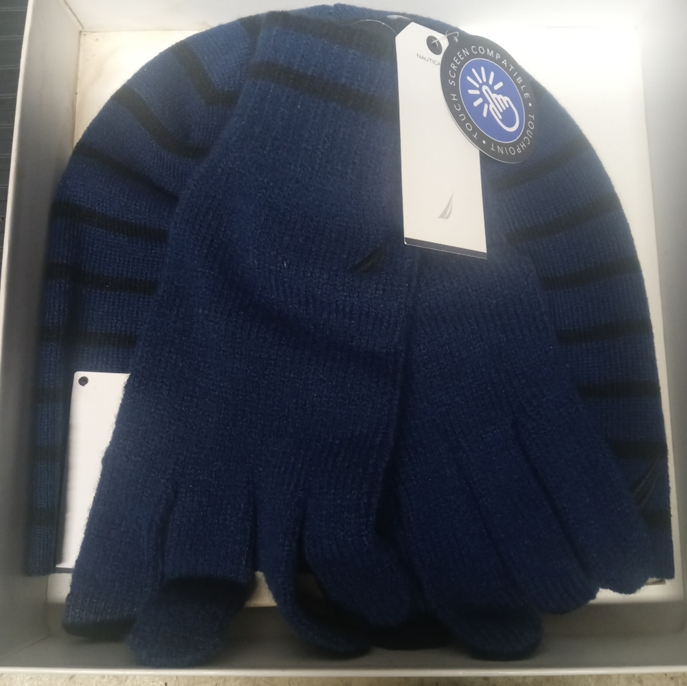 Nautica hat and glove set